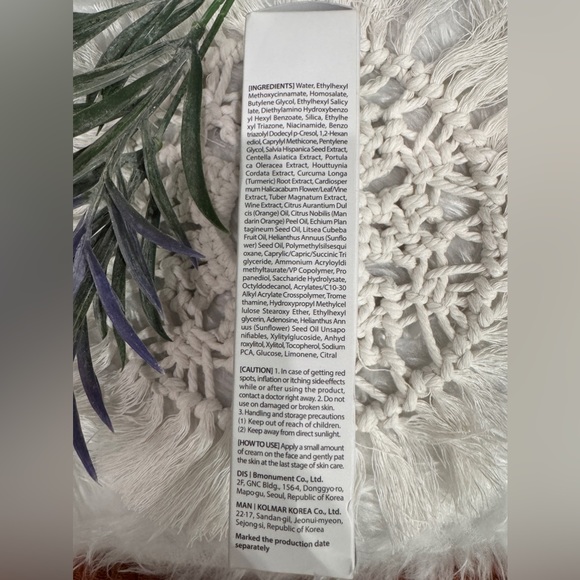 d'Alba Italian White Truffle Waterfull Essence Sunscreen NEW NOT OPENED - Picture 4 of 5